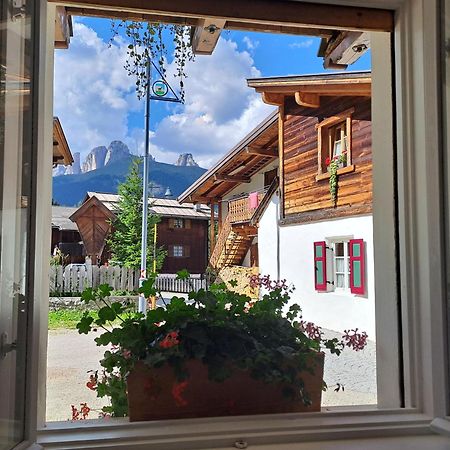 Albergo Majorka Canazei Exterior foto
