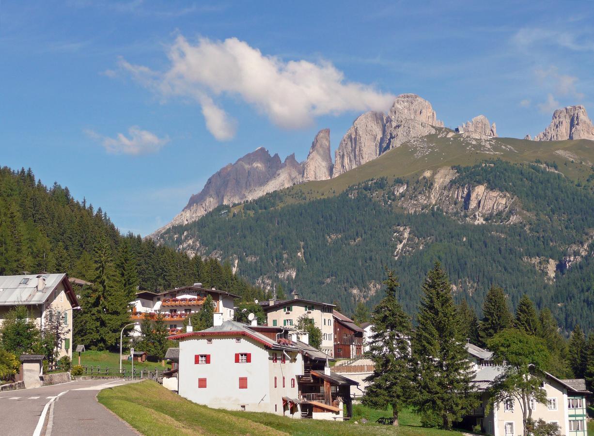 Albergo Majorka Canazei Exterior foto
