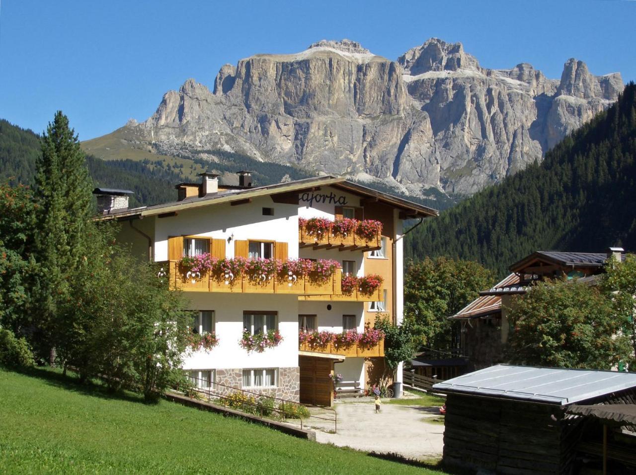 Albergo Majorka Canazei Exterior foto